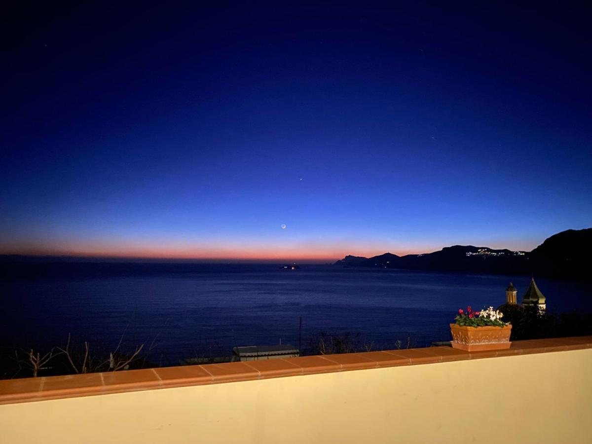 Il Profumo Dei Fiori Apartment Praiano Exterior foto