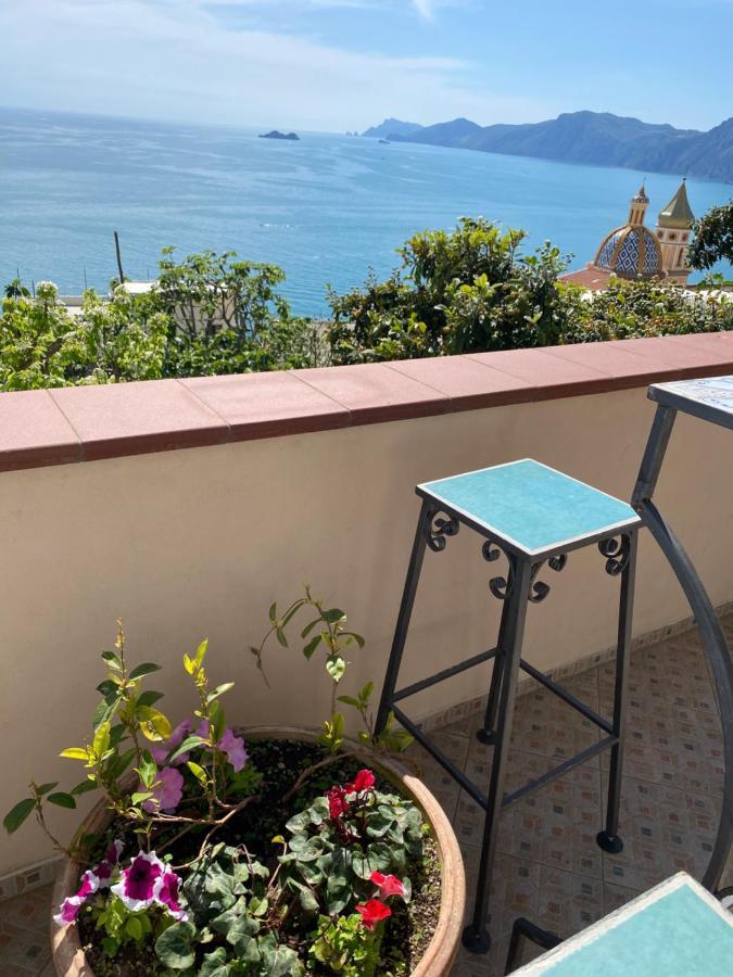 Il Profumo Dei Fiori Apartment Praiano Exterior foto
